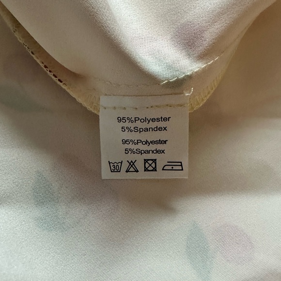 Belle Paque Sweetheart Neck A-Line Dress Medium Cocktail Yellow Red Cherries - Picture 6 of 13